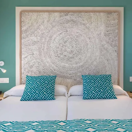 Hotel Occidental Playa 4*